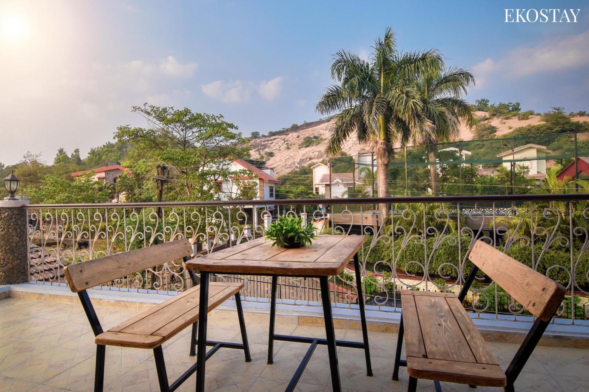 Eko Stay- Paramount Villa Lonavala Εξωτερικό φωτογραφία